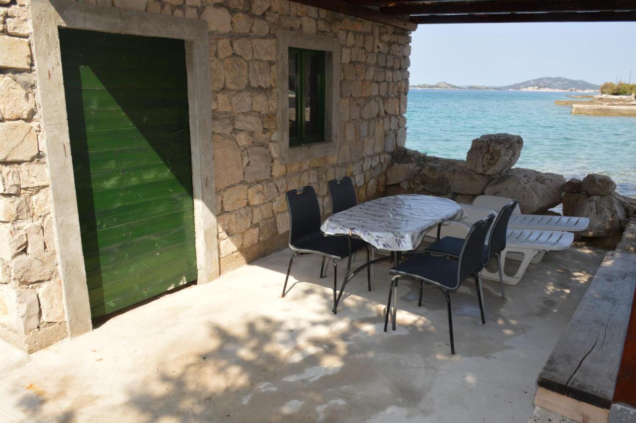 Studio Apartman Kata Prvic Sepurine Exteriér fotografie